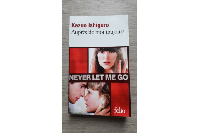 Livre "Auprès de moi toujours" de Kazuo Ishiguro