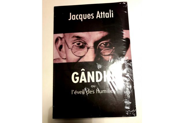 GANDHI Jacques Attali