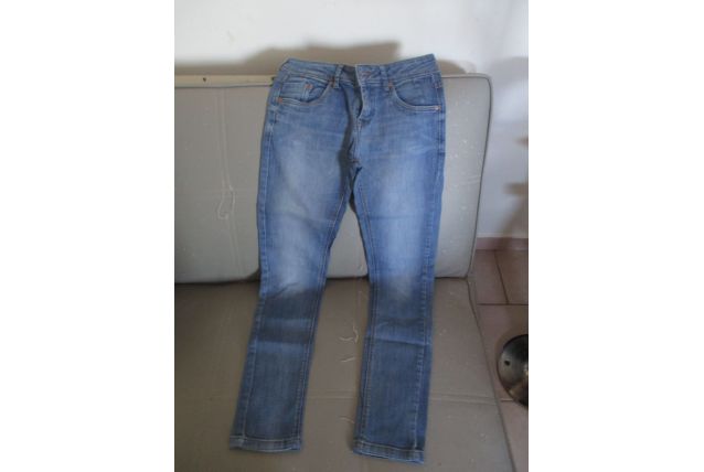 jeans 10/11 ans 