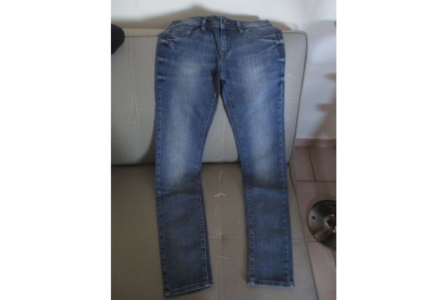 jeans 10/11 ans