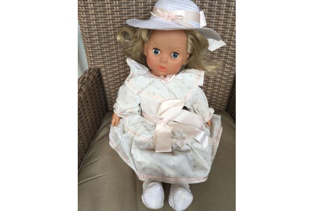 Poupée Yeno vintage