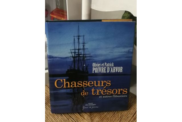 Livre "Chasseurs de trésors 