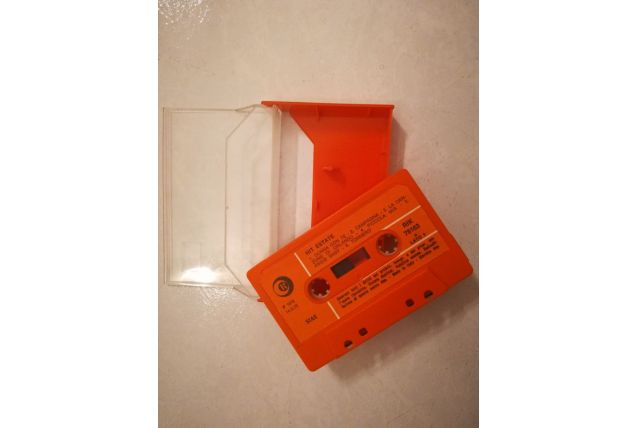 K7 audio — Hit Estate