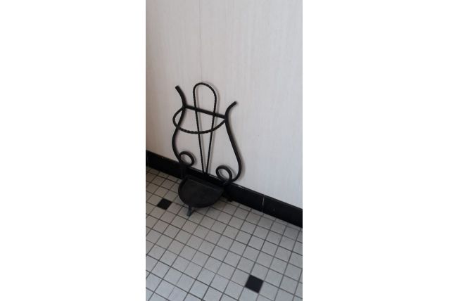 porte parapluies, cannes ou bâtons de marche