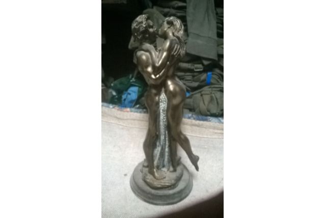 Statuette couple d'amoureux 