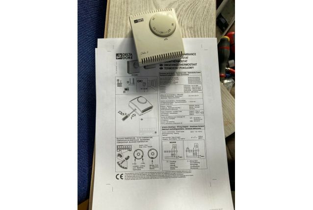 Thermostats et accessoires Delta Dore DEL6053038 Tybox 10 