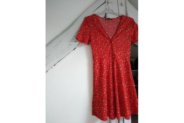 Robe rouge à imprimés fleurs liberty femme taille 38