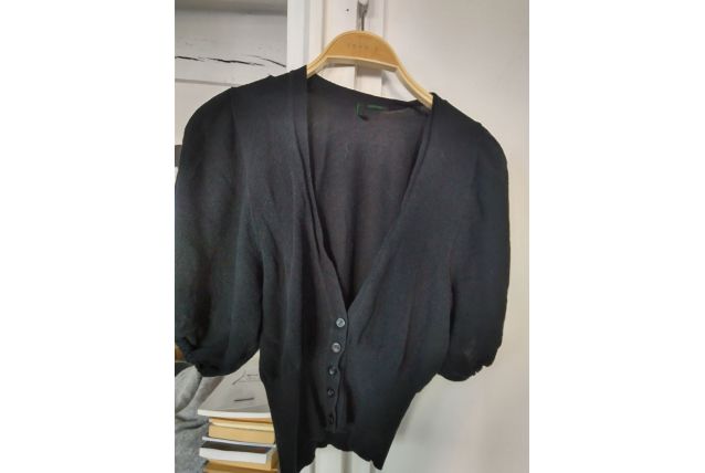 Gilet cardigan manches bouffantes décolleté col V taille36