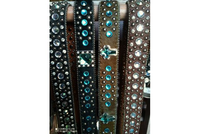 Ceinture cuir et strass, importe des usa