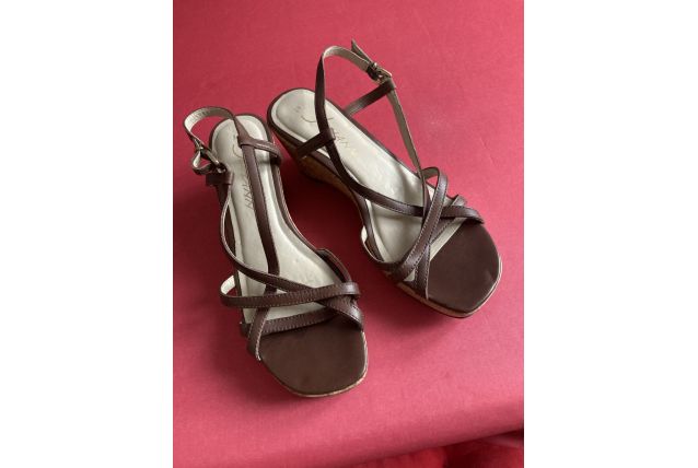 SANDALES CUIR MARRON 38