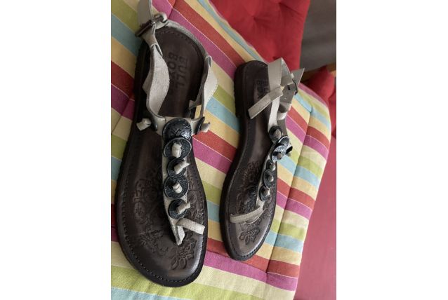 NUS PIEDS CUIR BULL BOXER 38