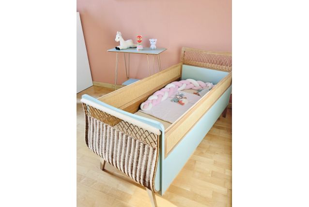 Vends lit bébé rotin/bois