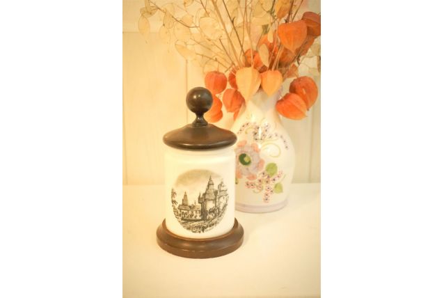 Pot d'Apothicaire en verre blanc