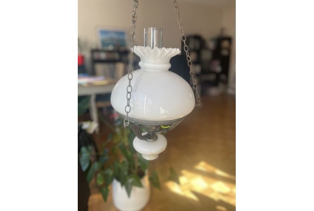 Suspension opaline