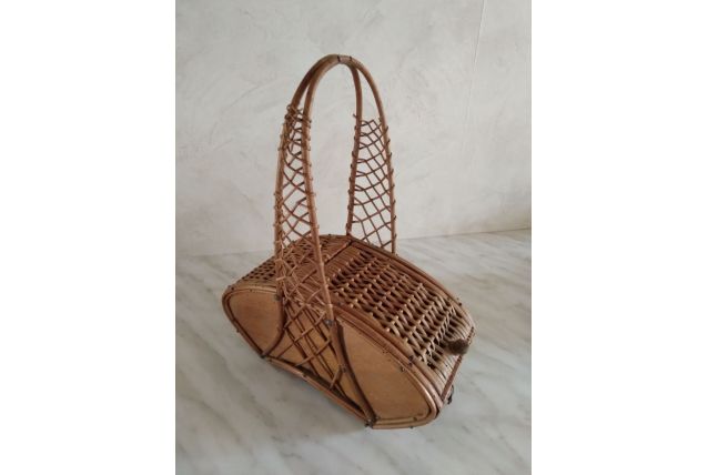 panier en bois et rotin