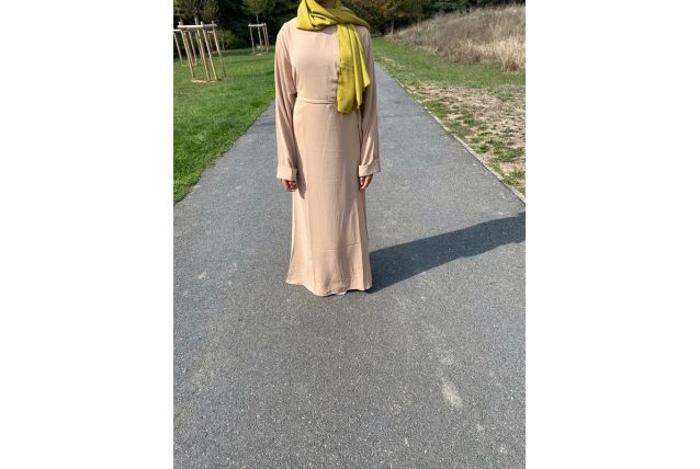 Abaya beige soie de medine