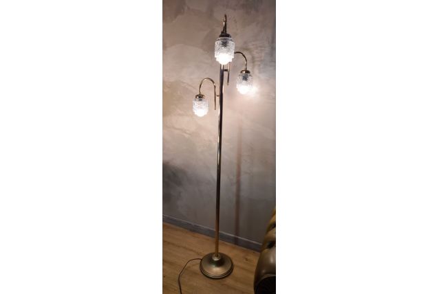 lampadaire chrome or 1960 a 70   abat jour verre moulé 166x4