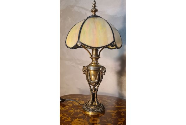 lampe bronze a tete de bouc 19eme  douille a tirette et supo