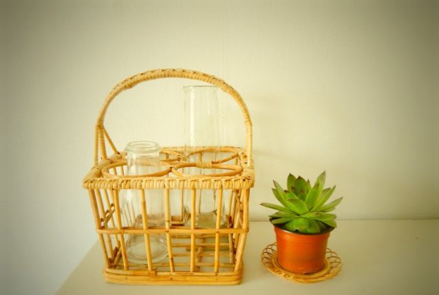 Porte-bouteille en rotin