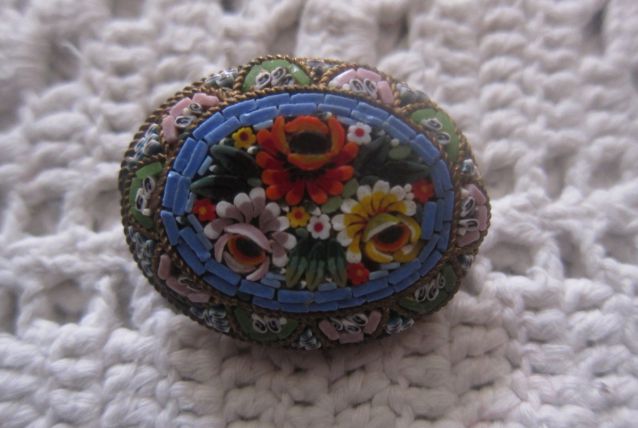 broche vintage 