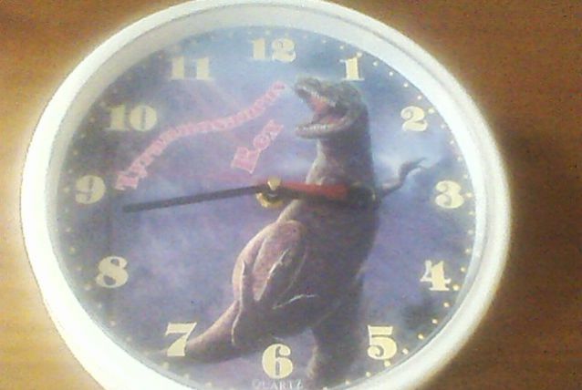Horloge dinosaure à accrocher