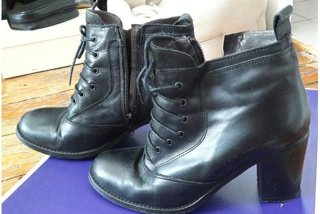 Bottines noires Minelli