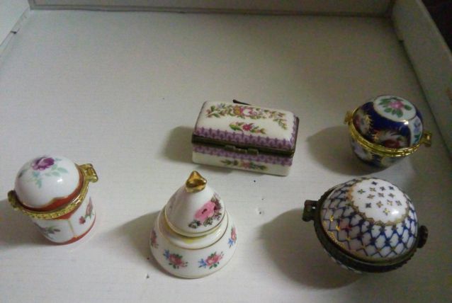 Piluliers porcelaine