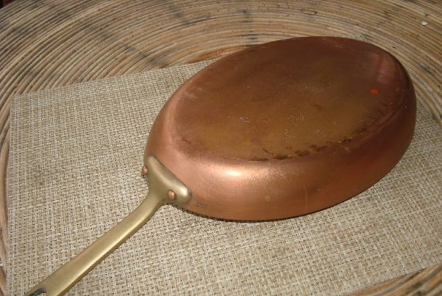 Cuivre poele poisson