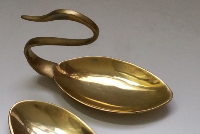 Cygne en laiton vintage