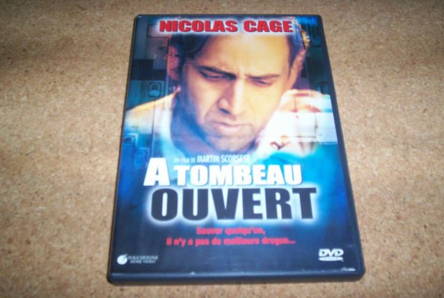 DVD A TOMBEAU OUVERT avec nicolas cage 