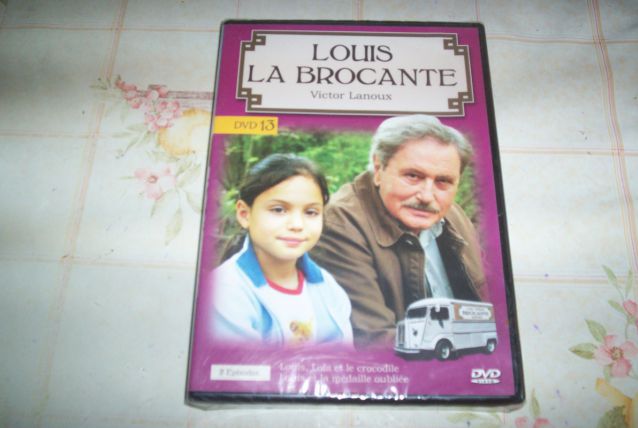 DVD LOUIS LA BROCANTE no 13  EN ETAT NEUF