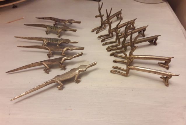 porte couverts bronze