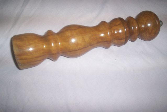 MOULIN à poivre en bois sculpter tourner 27 cm de haut 