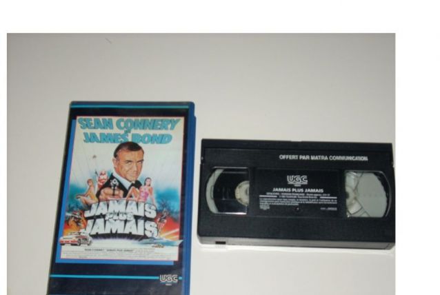 CASSETTE VHS JAMES BOND jamais plus jamais