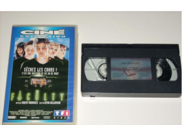 CASSETTE VHS THE FACULTY