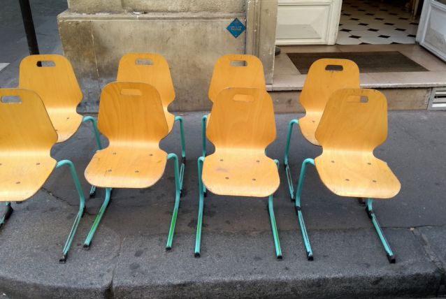 Chaises d'écolier 