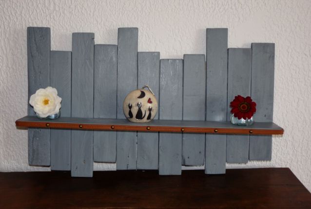 Etagére bois finition cuir