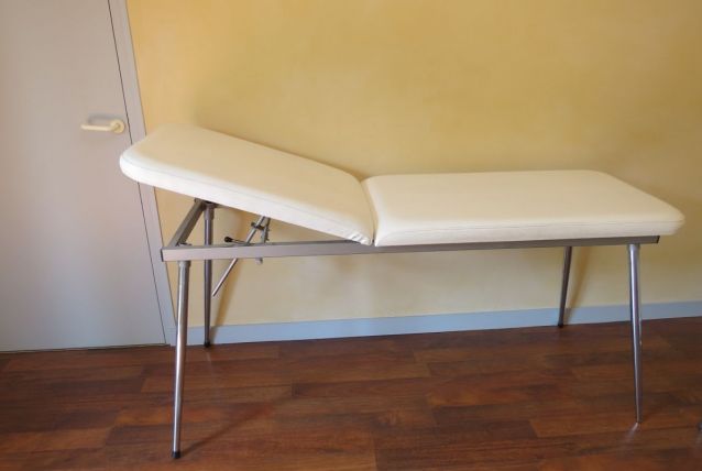 Table d'examen skaï blanc vintage des années 60