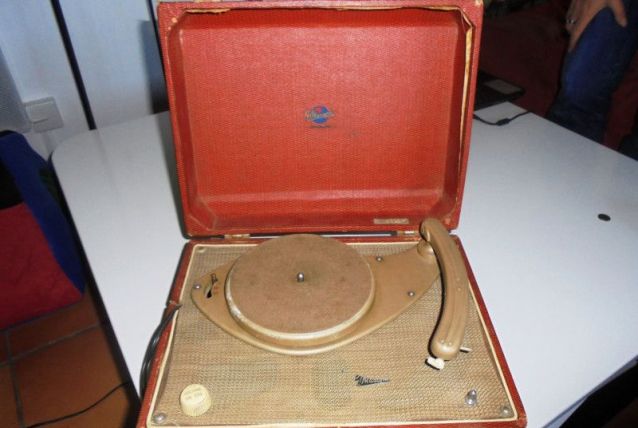 ELECTROPHONE MARCONI À LAMPES 50'S