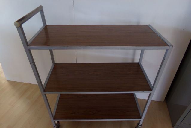 desserte à roulettes métal et formica