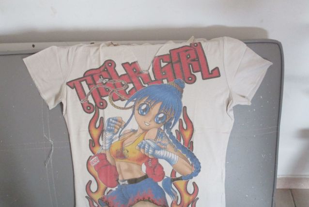 tricot fille manches courte 11/12ans