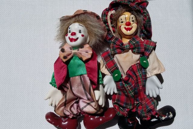 Clowns en porcelaine