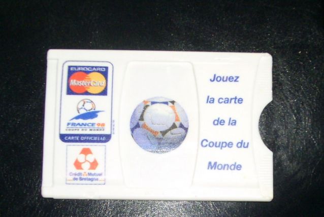 PORTE CARTE CREDIT COUPE DU MONDE DE FOOTBALL 1998.