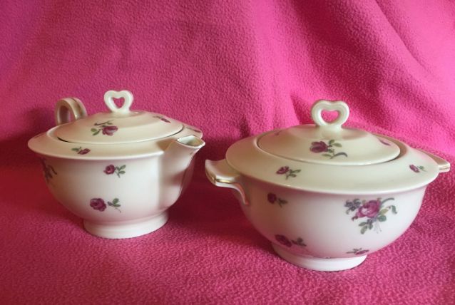 porcelaine HAVILAND verseuse et sucrier année 40
