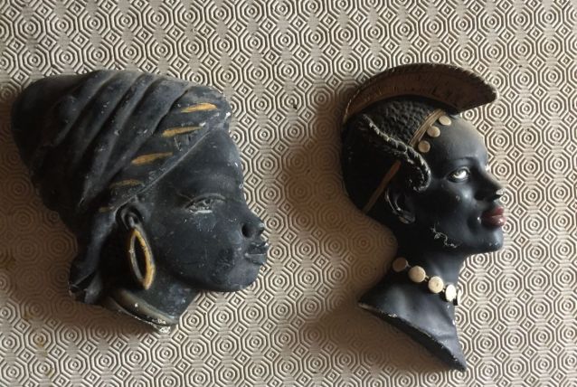 BUSTE EN PLATRE FEMME AFRICAINE X  2