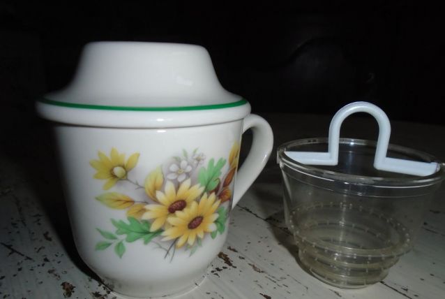 Tisanière vintage 70