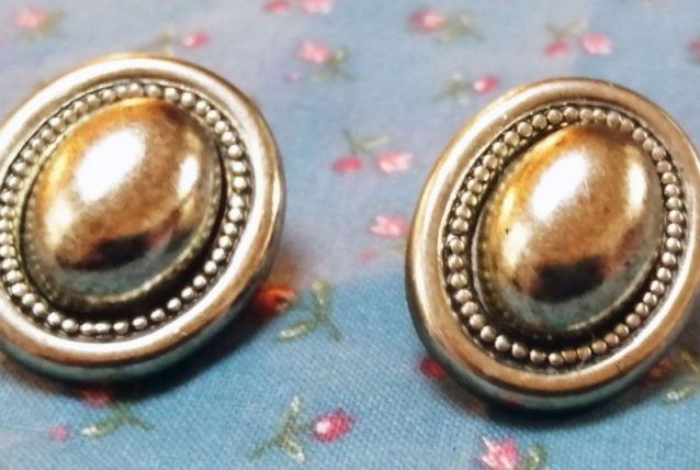 Boucles d'oreille vintage 80's