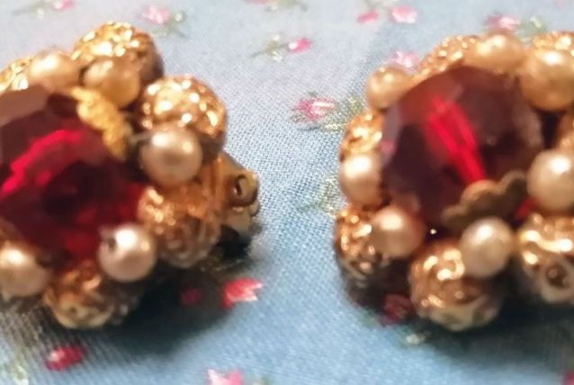 Boucles d'oreilles vintage 60's
