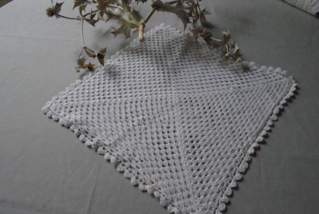 Housse coussin en crochet