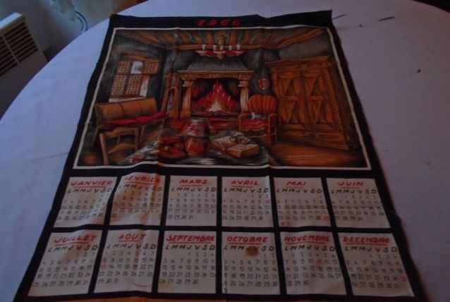 Torchon calendrier 1966